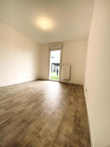 Appartement T2 - parking - terrasse/jardin - RDC