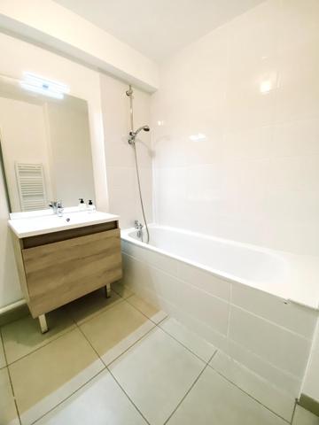 Appartement T2 - parking - terrasse/jardin - RDC