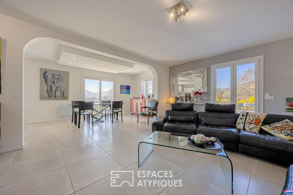 Maison entièrement rénovée avec vue imprenable