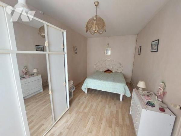 A VENDRE - SIMPLE - MAISON 