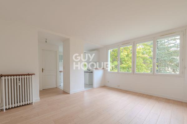 Vue imprenable sur les jardins ? Dernier étage ? Entièrement rénové