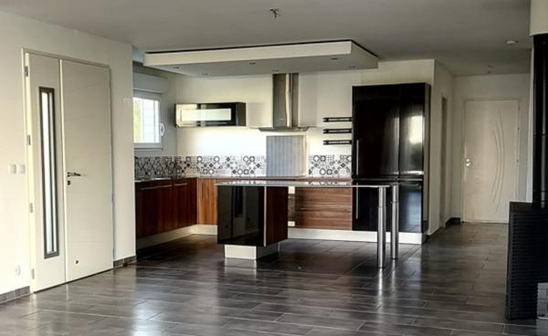 Maison 2014 avec 3 chambres + 1 bureau