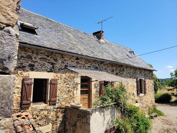 Un corps de ferme avec dépendances - 7kms de Villefranche de Rouergue Morlhon le haut