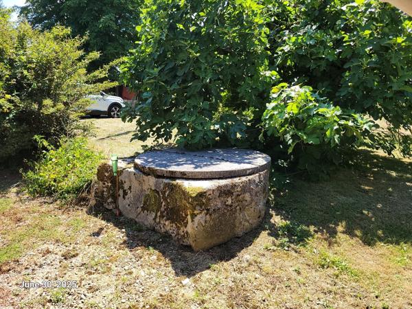 Un corps de ferme avec dépendances - 7kms de Villefranche de Rouergue Morlhon le haut