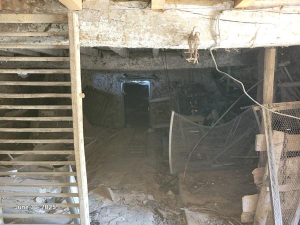 Un corps de ferme avec dépendances - 7kms de Villefranche de Rouergue Morlhon le haut