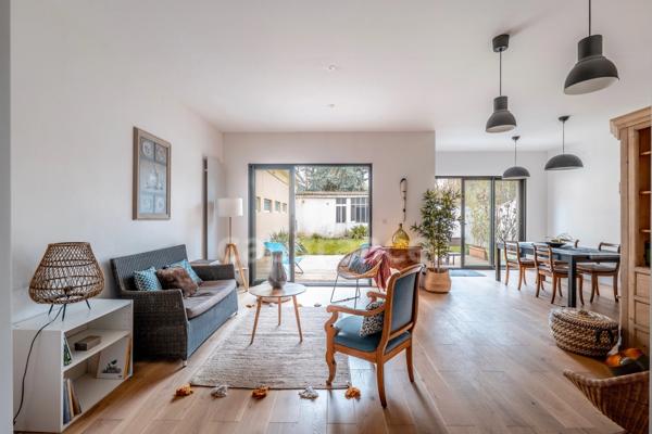 Maison à vendre 9 pièces VERSAILLES (78)