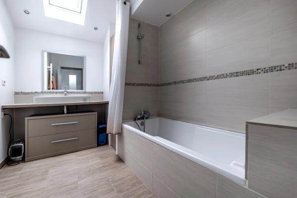 Maison à vendre 9 pièces VERSAILLES (78)