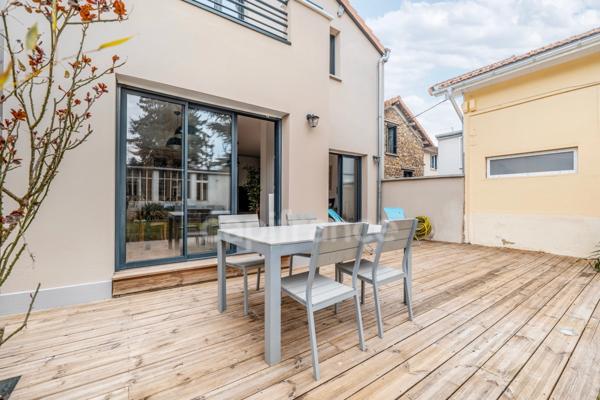 Maison à vendre 9 pièces VERSAILLES (78)