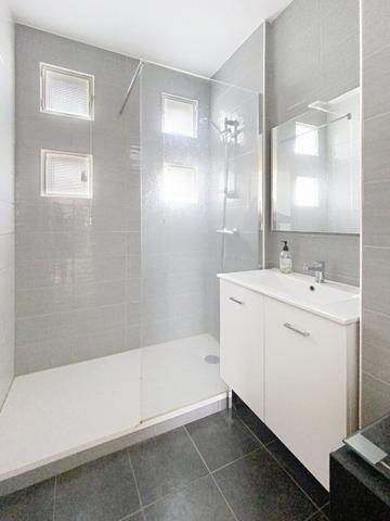 Maison Angers 4 chambres, jardin, garage.