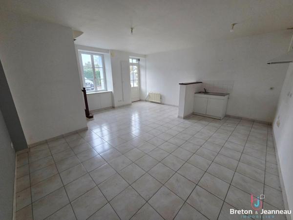 Ensemble immobilier entre Montsûrs et Mayenne