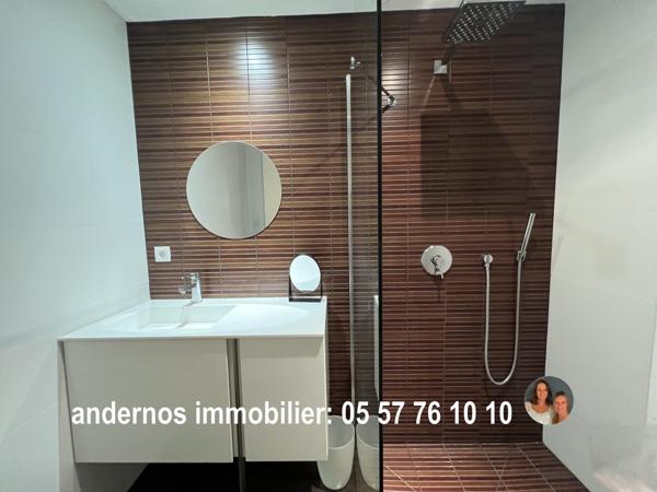 Coté bassin, 4 chambres