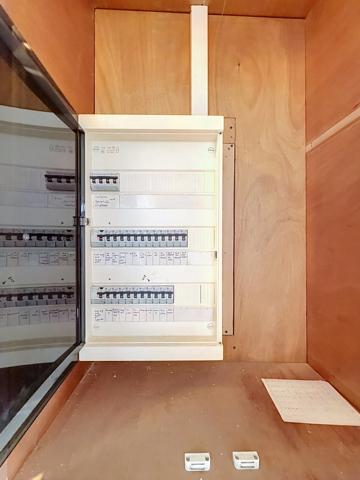 Local Commercial
        
        - 131 m² 96 000 € *