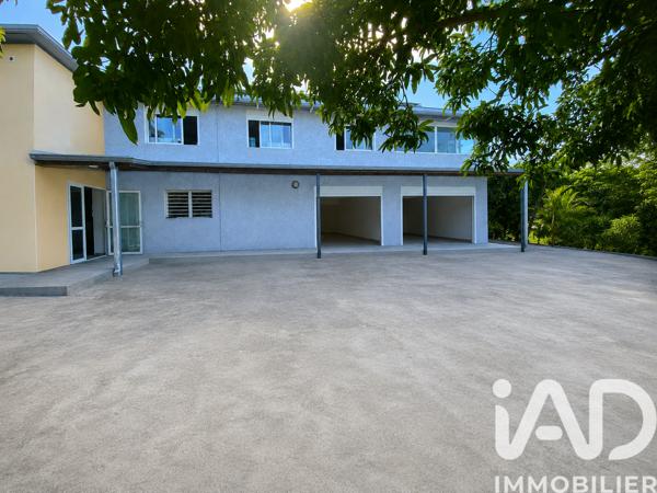 Immeuble à vendre 680 m² Saint-Pierre