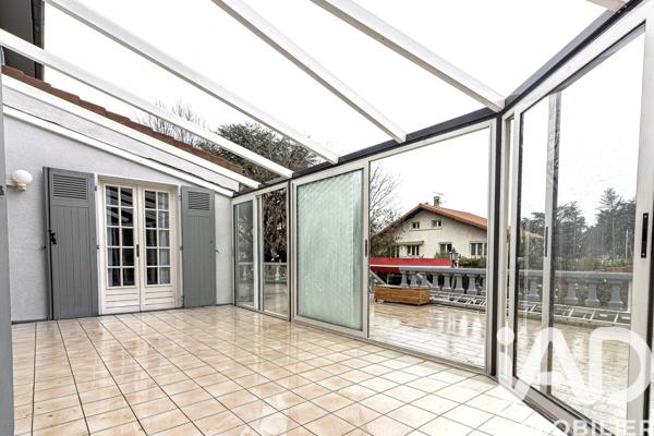 Maison à vendre 10 pièces 307 m² Bron