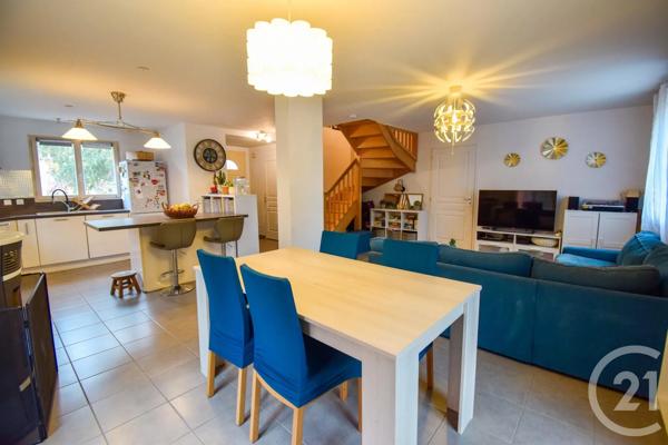 Maison à vendre  6 pièces - 107,95 m 2   CHALEINS  - 01