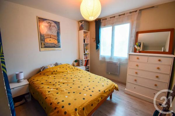 Maison à vendre  6 pièces - 107,95 m 2   CHALEINS  - 01