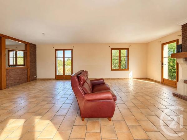 Maison à vendre  6 pièces - 180 m 2   TREVOL  - 03
