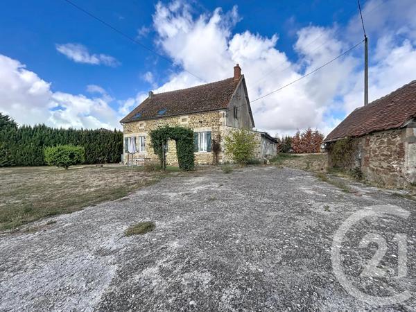 Maison à vendre  4 pièces - 155,37 m 2   TREBAN  - 03