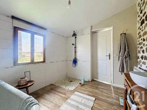 Maison à vendre  4 pièces - 155,37 m 2   TREBAN  - 03