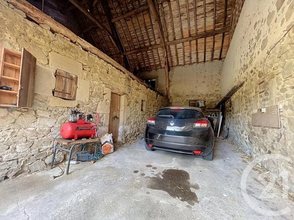 Maison à vendre  4 pièces - 155,37 m 2   TREBAN  - 03