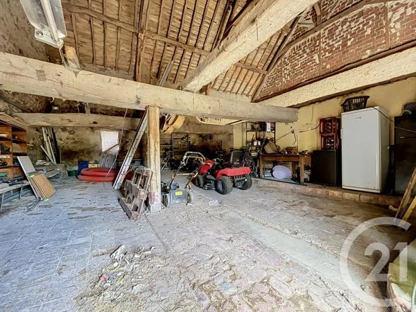 Maison à vendre  4 pièces - 155,37 m 2   TREBAN  - 03