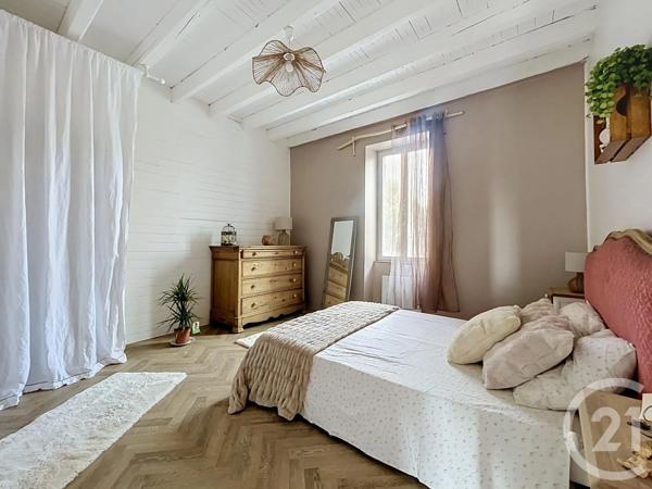 Maison à vendre  4 pièces - 155,37 m 2   TREBAN  - 03