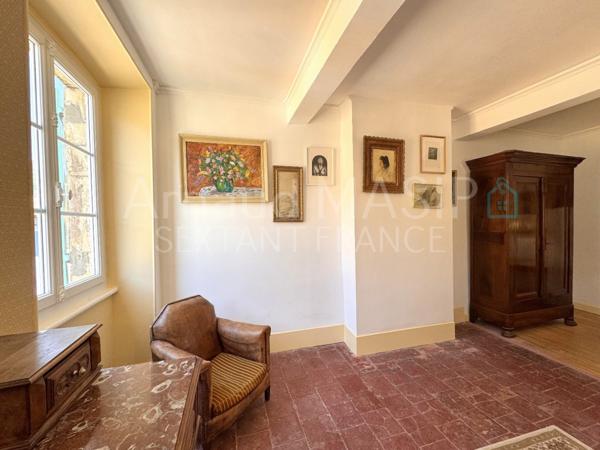 DEMEURE DE CHARME, 3 APPARTEMENTS, POTENTIEL DE DEVELOPPEMENT SUPPLEMENTAIRE, QUILLAN CENTRE