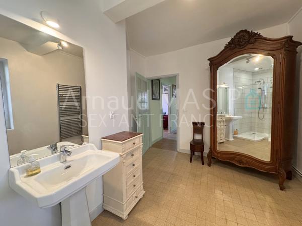 DEMEURE DE CHARME, 3 APPARTEMENTS, POTENTIEL DE DEVELOPPEMENT SUPPLEMENTAIRE, QUILLAN CENTRE