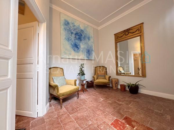 DEMEURE DE CHARME, 3 APPARTEMENTS, POTENTIEL DE DEVELOPPEMENT SUPPLEMENTAIRE, QUILLAN CENTRE