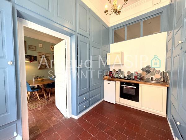 DEMEURE DE CHARME, 3 APPARTEMENTS, POTENTIEL DE DEVELOPPEMENT SUPPLEMENTAIRE, QUILLAN CENTRE