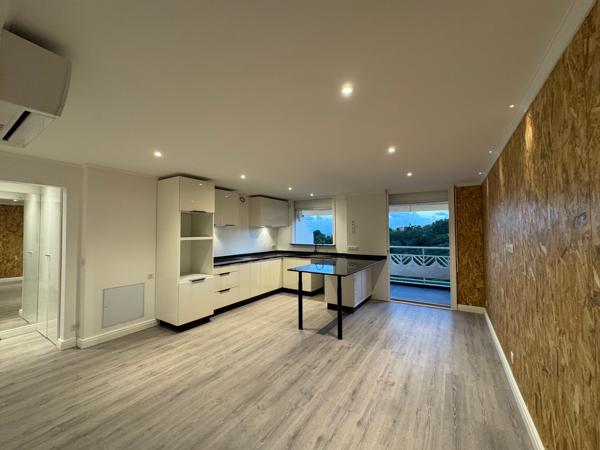 Vue mer - Beau T3 rénové