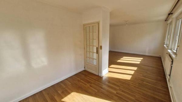 Appartement 3 pièces                                        - 69200 Vénissieux Réf : 5646