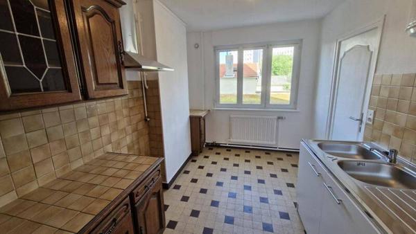 Appartement 3 pièces                                        - 69200 Vénissieux Réf : 5646