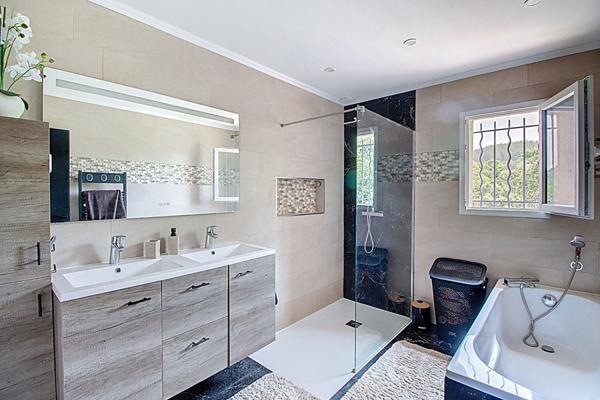 A VENDRE EXCLUSIVITE Maison à VIDAUBAN 4 pièces 86 m² avec piscine sur 1563 m² de terrain