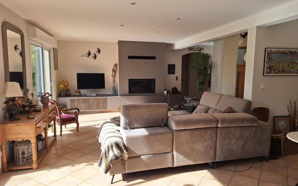 Maison à vendre    7 pièces •  Serres-Castet