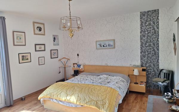 Maison à vendre    7 pièces •  Serres-Castet