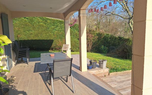 Maison à vendre    7 pièces •  Serres-Castet