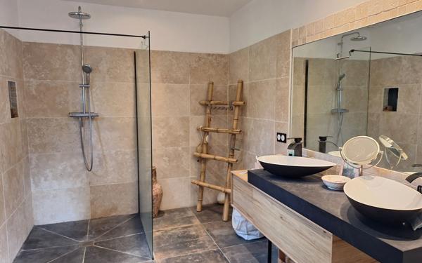 Maison à vendre    7 pièces •  Serres-Castet