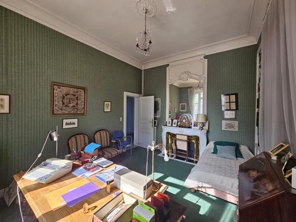 Vente Maison 8 pièces 338 m2 à Tarbes