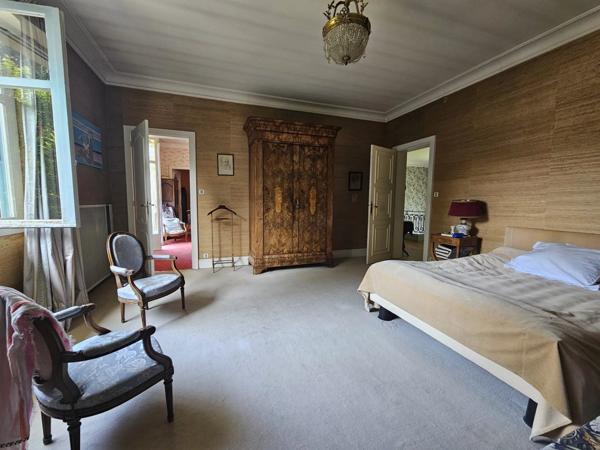 Vente Maison 8 pièces 338 m2 à Tarbes