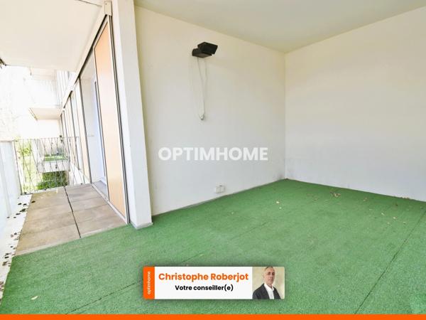 Lumineux appartement de 3 pièces, classé C, avec terrasse et garage quartier clinique Ste Marie à CHALON SUR SAONE