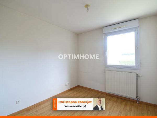 Lumineux appartement de 3 pièces, classé C, avec terrasse et garage quartier clinique Ste Marie à CHALON SUR SAONE