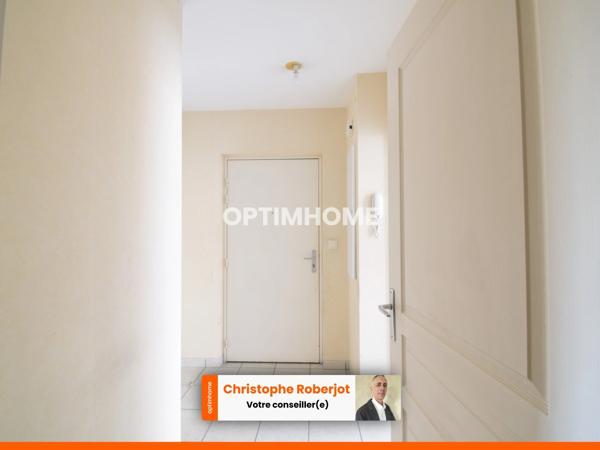 Lumineux appartement de 3 pièces, classé C, avec terrasse et garage quartier clinique Ste Marie à CHALON SUR SAONE