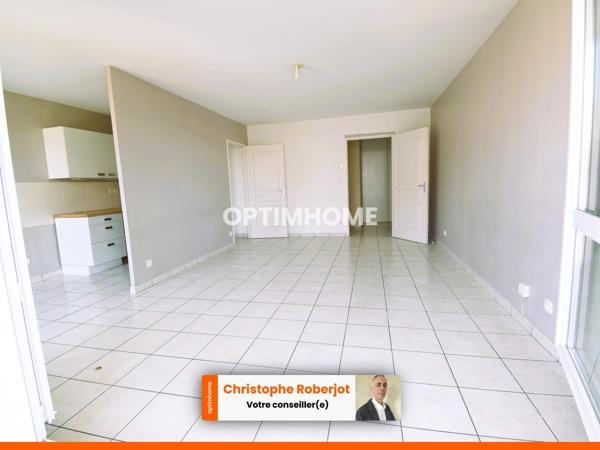 Lumineux appartement de 3 pièces, classé C, avec terrasse et garage quartier clinique Ste Marie à CHALON SUR SAONE