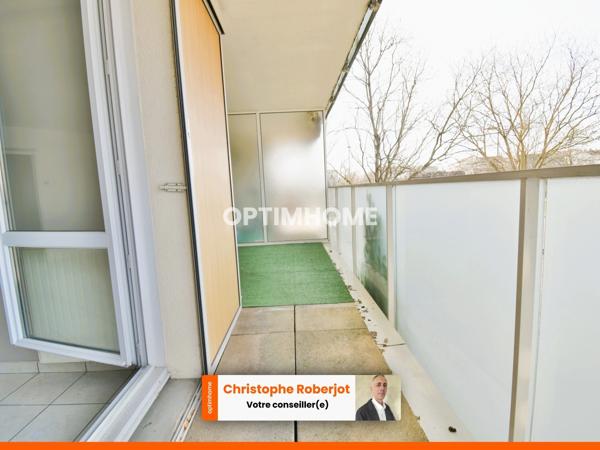 Lumineux appartement de 3 pièces, classé C, avec terrasse et garage quartier clinique Ste Marie à CHALON SUR SAONE