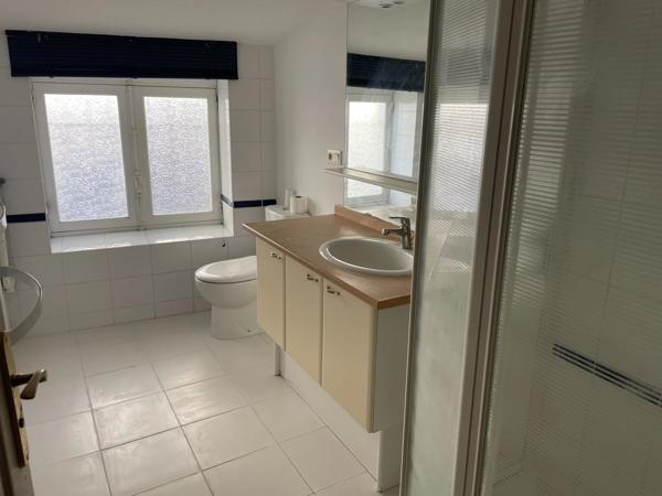 Immobilier Lorgues (83510) – Immeuble 122m2 – 215 000 €