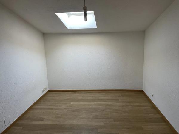 Immobilier Lorgues (83510) – Immeuble 122m2 – 215 000 €