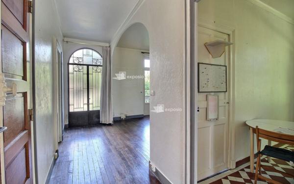 Immeuble à vendre    10 pièces • 308,65 m2 Pau