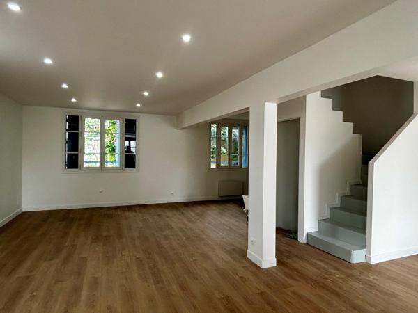 CARRIERRES SUR SEINE - Quartiers Amandiers : Maison rénovée 6P140m2