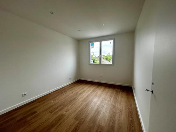 CARRIERRES SUR SEINE - Quartiers Amandiers : Maison rénovée 6P140m2